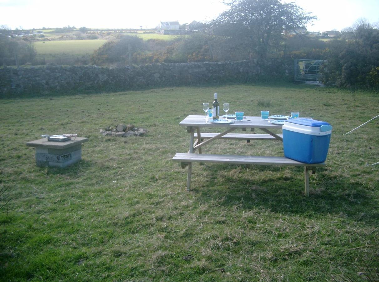 Cornish Skies Glamping Pool Bagian luar foto