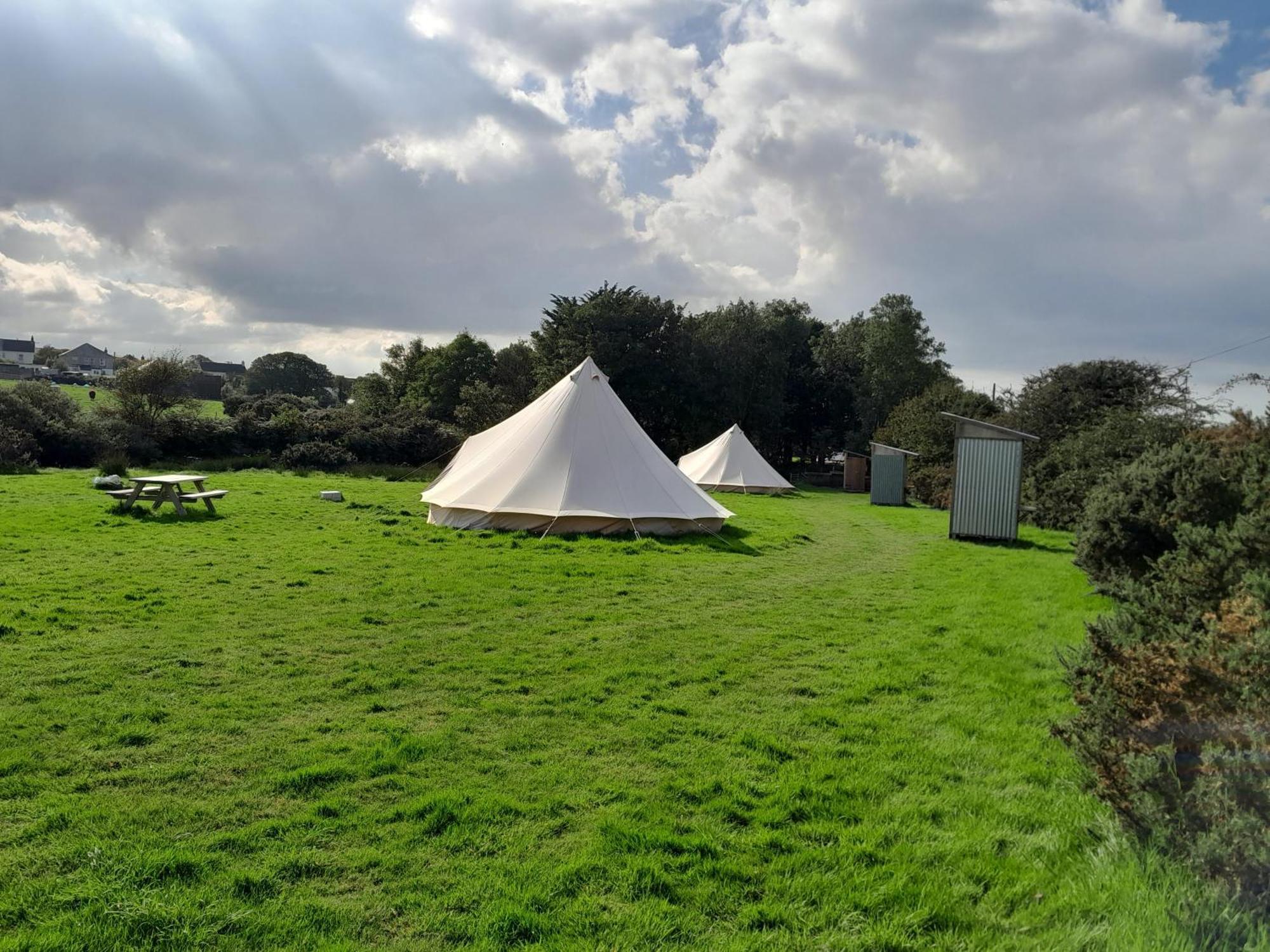 Cornish Skies Glamping Pool Bagian luar foto
