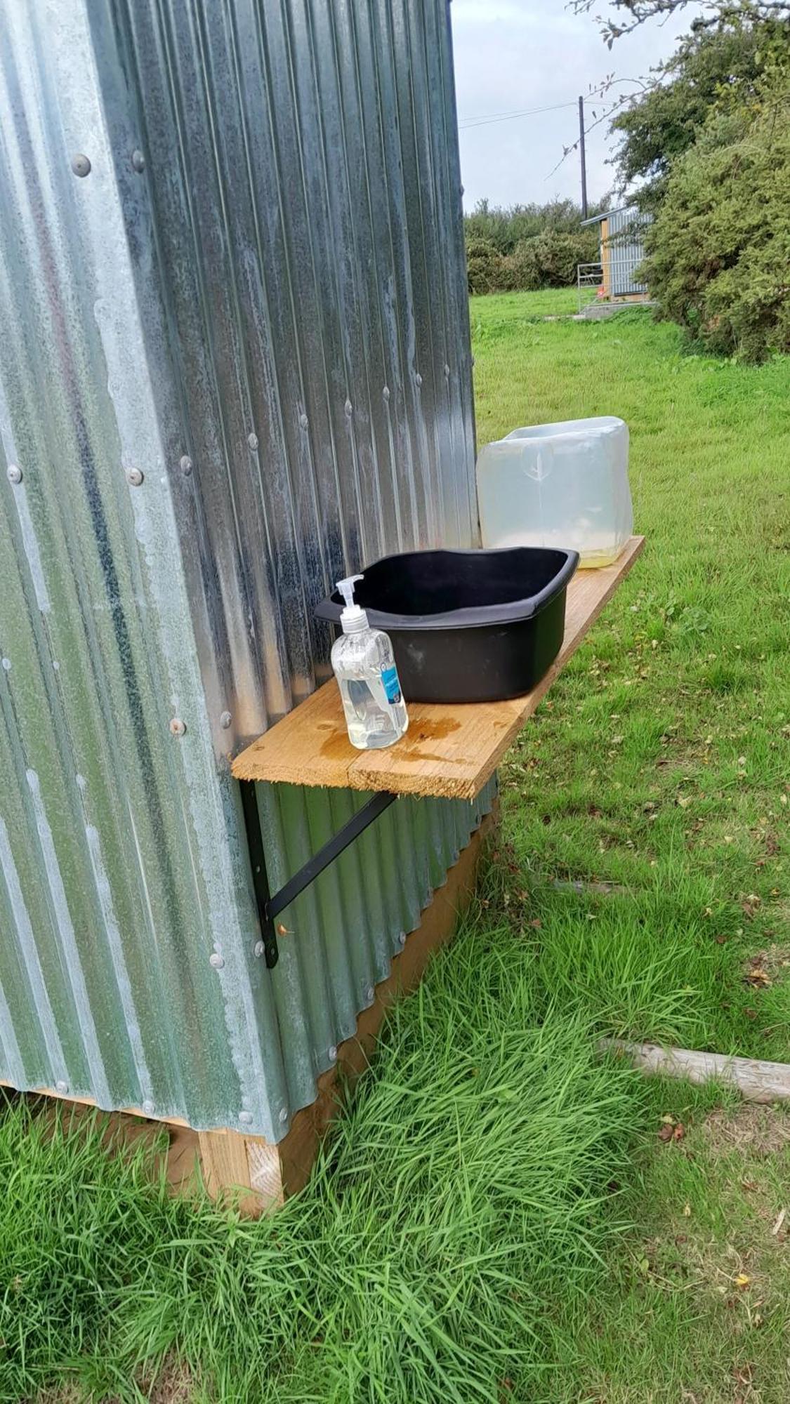 Cornish Skies Glamping Pool Bagian luar foto