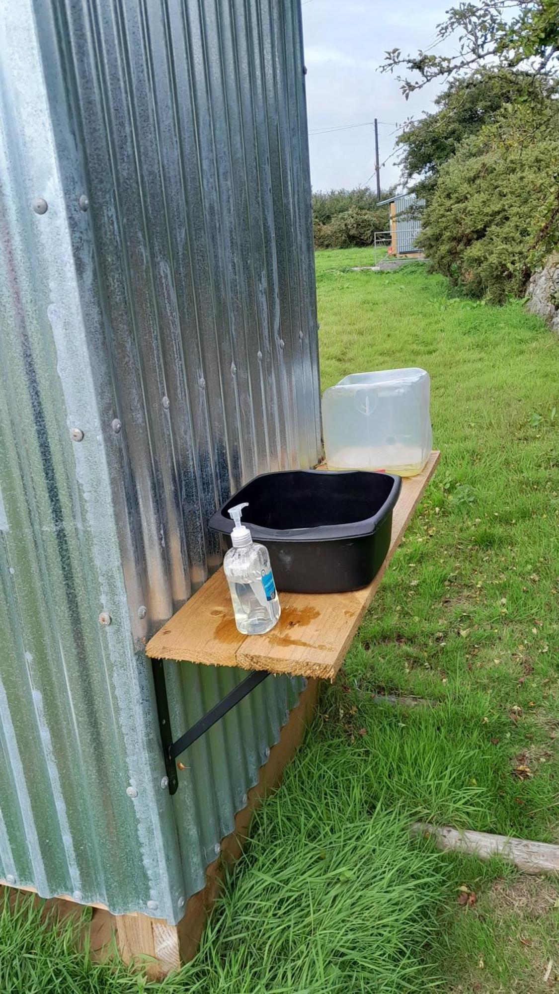 Cornish Skies Glamping Pool Bagian luar foto