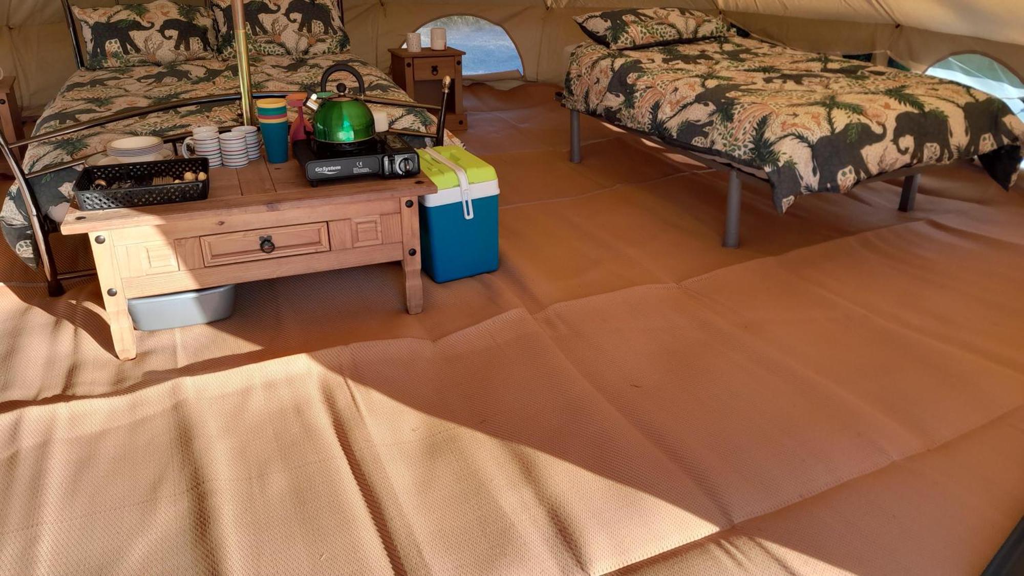 Cornish Skies Glamping Pool Bagian luar foto