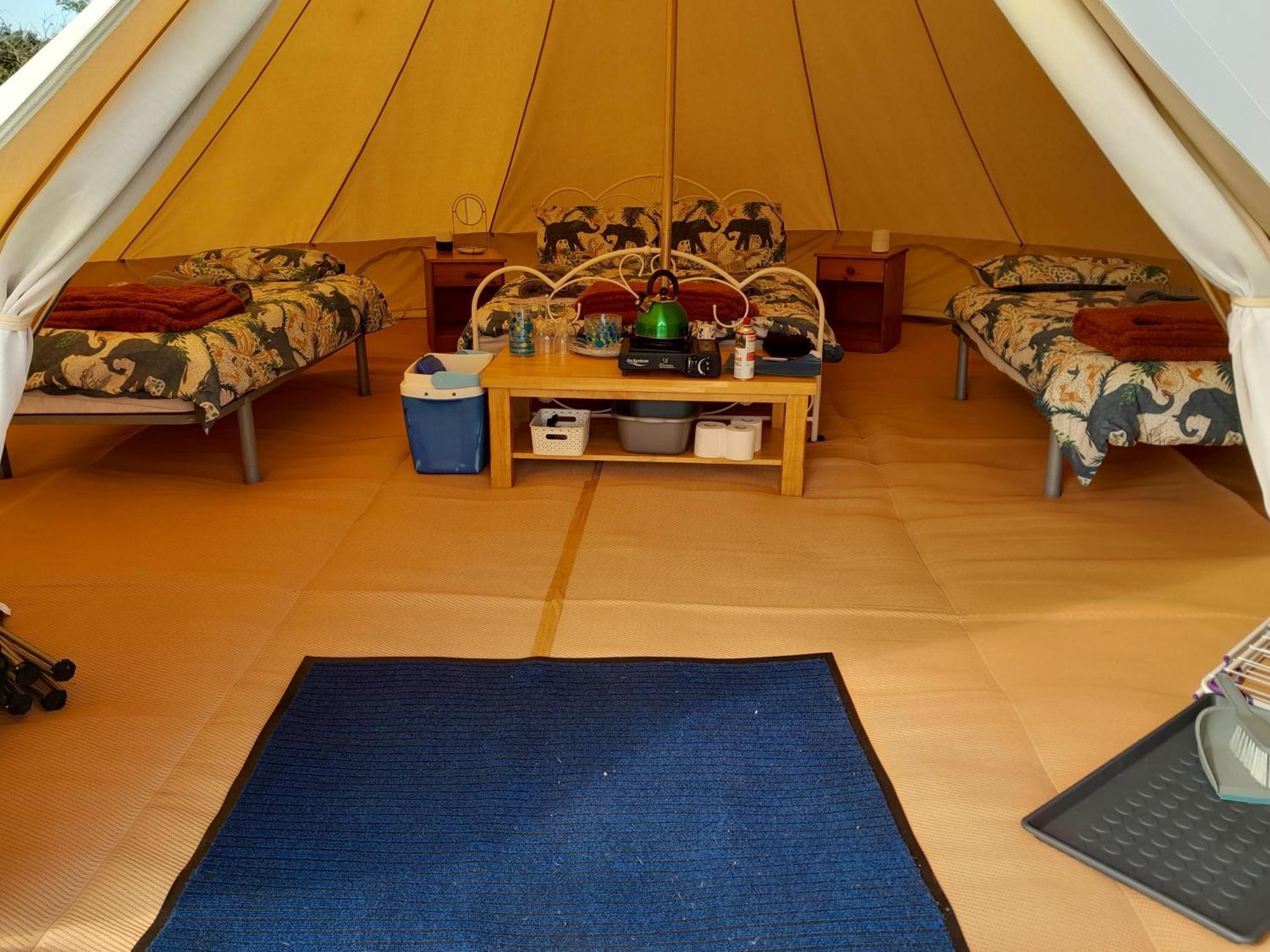 Cornish Skies Glamping Pool Bagian luar foto