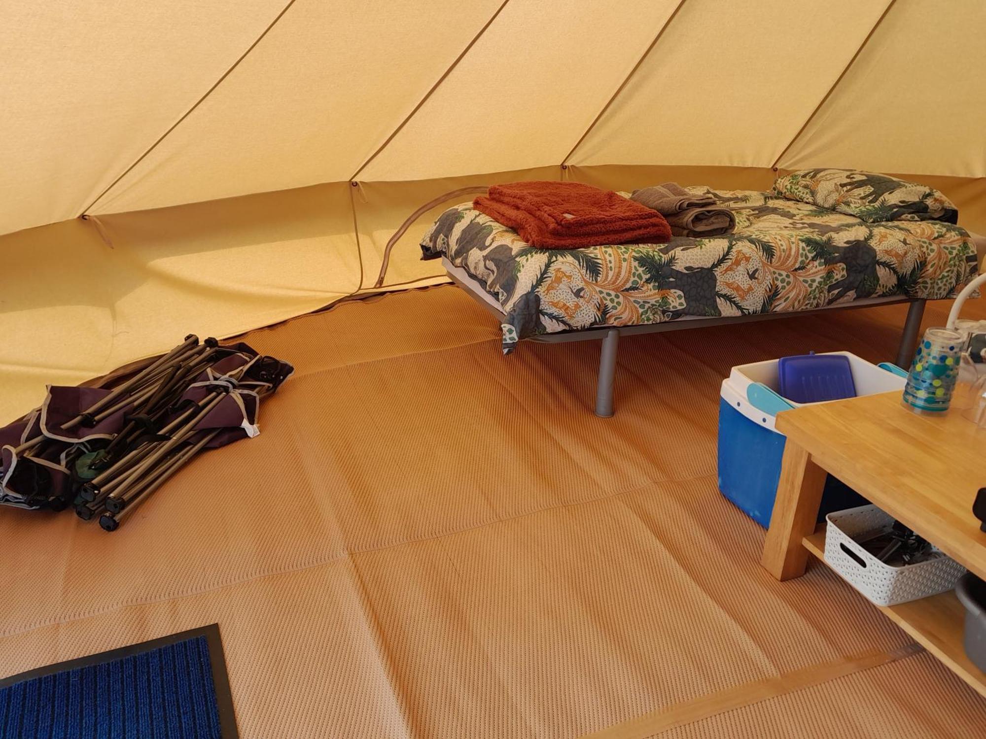 Cornish Skies Glamping Pool Bagian luar foto